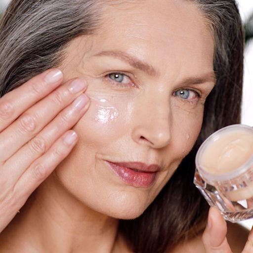CHARLOTTES MAGIC SKIN ON-THE-GO KIT HUDPLEIESETT