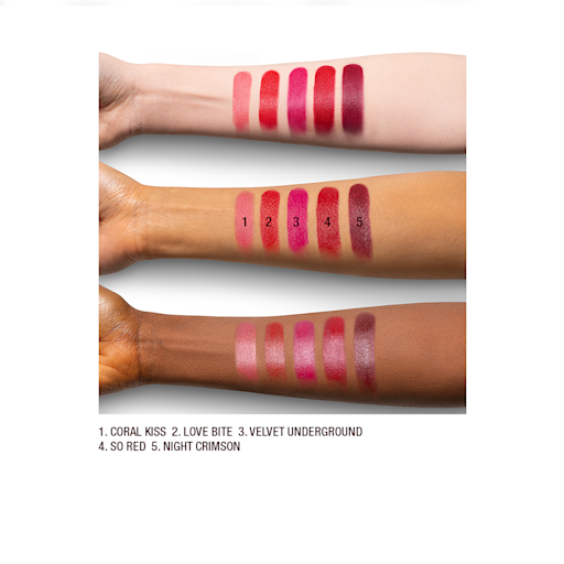 K.I.S.S.I.N.G CORAL KISS