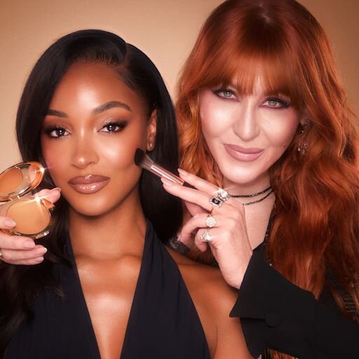 THE GLAMOUR MUSE KIT – HUDPLEIE- OG SMINKESETT